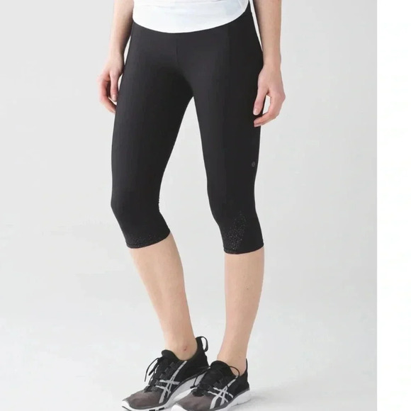 Lululemon tight stuff crop 15” - Picture 1 of 12